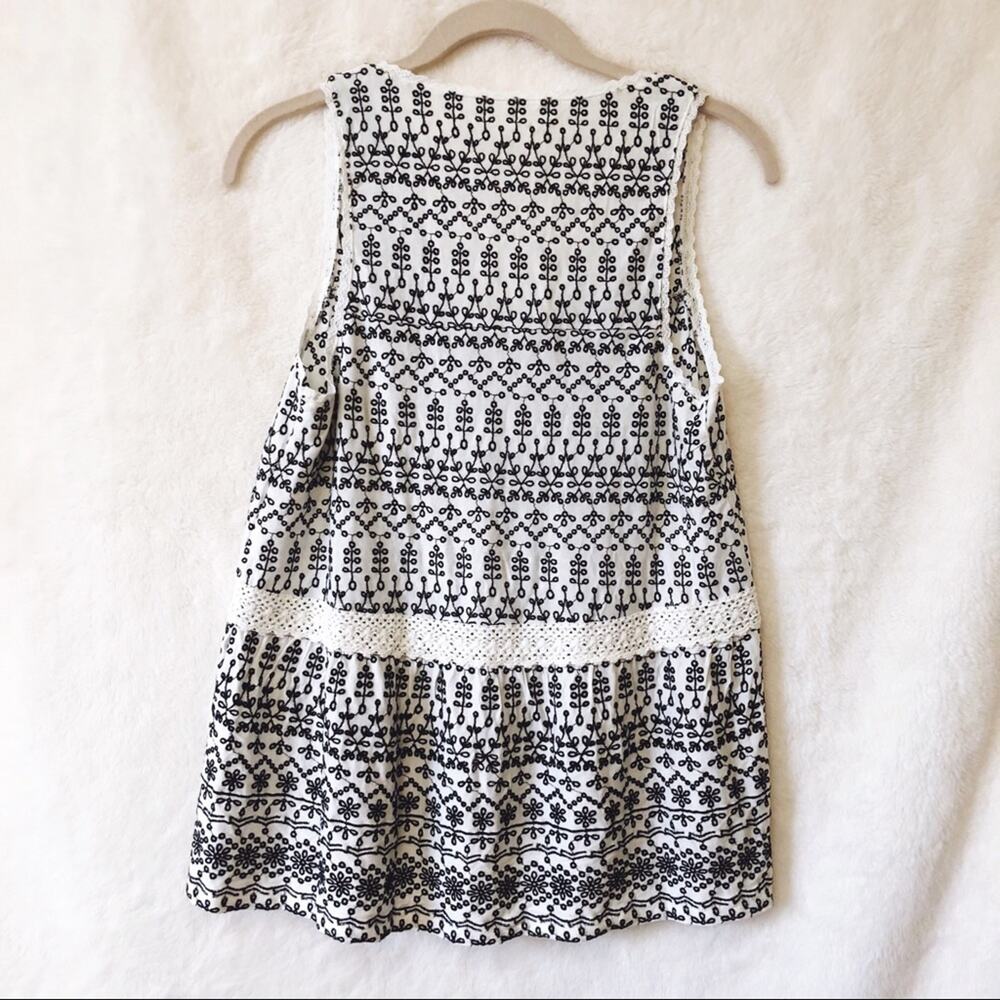 Anthropologie Ivory Cammie Embroidered Peplum Top - Picture 9 of 16